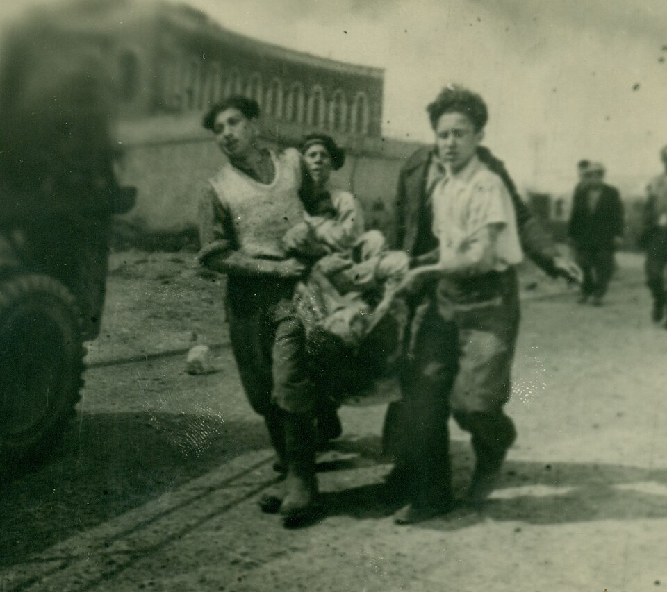 à Bari